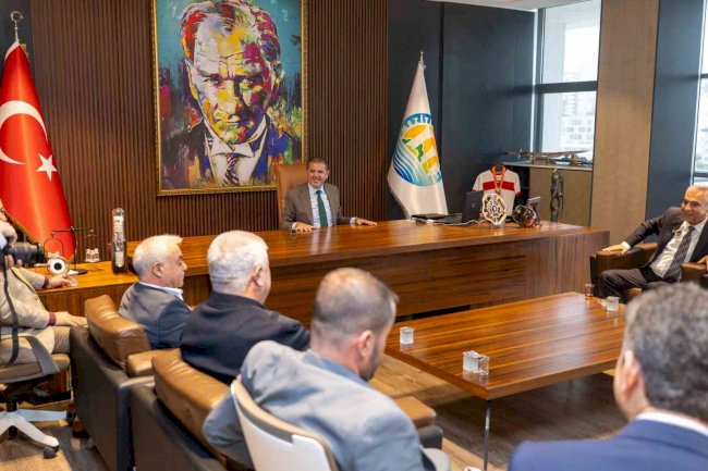 Mezitli’de esnafla belediye el ele ekonomi için buluştu