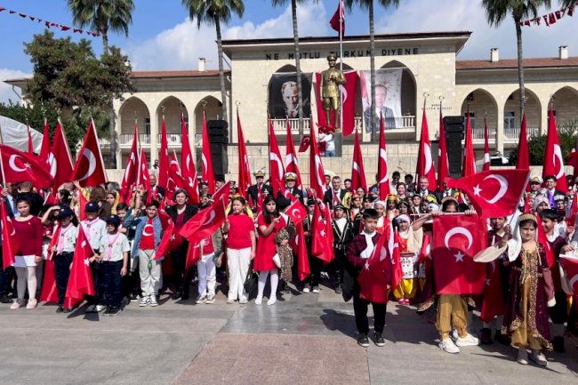 Mersin'de 23 Nisan coşkuyla kutlandı