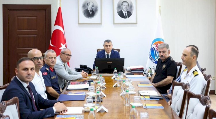 Mersin’de güvenlik ve asayiş tedbirleri masaya yatırıldı