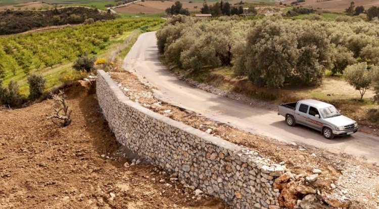 Cırbıklar’da Tehlike Ortadan Kalktı: 35 Metrelik Taş Duvarla Güvenlik Sağlandı