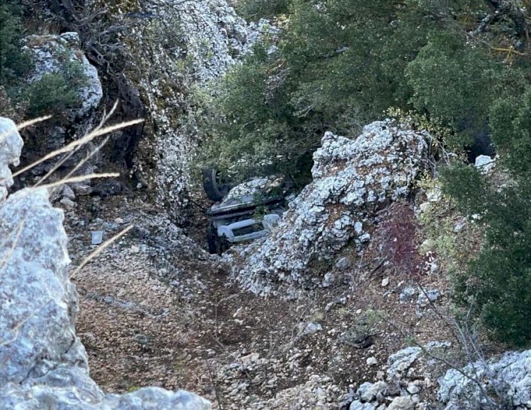 Otomobil uçuruma yuvarlandı, sürücü hayatını kaybetti