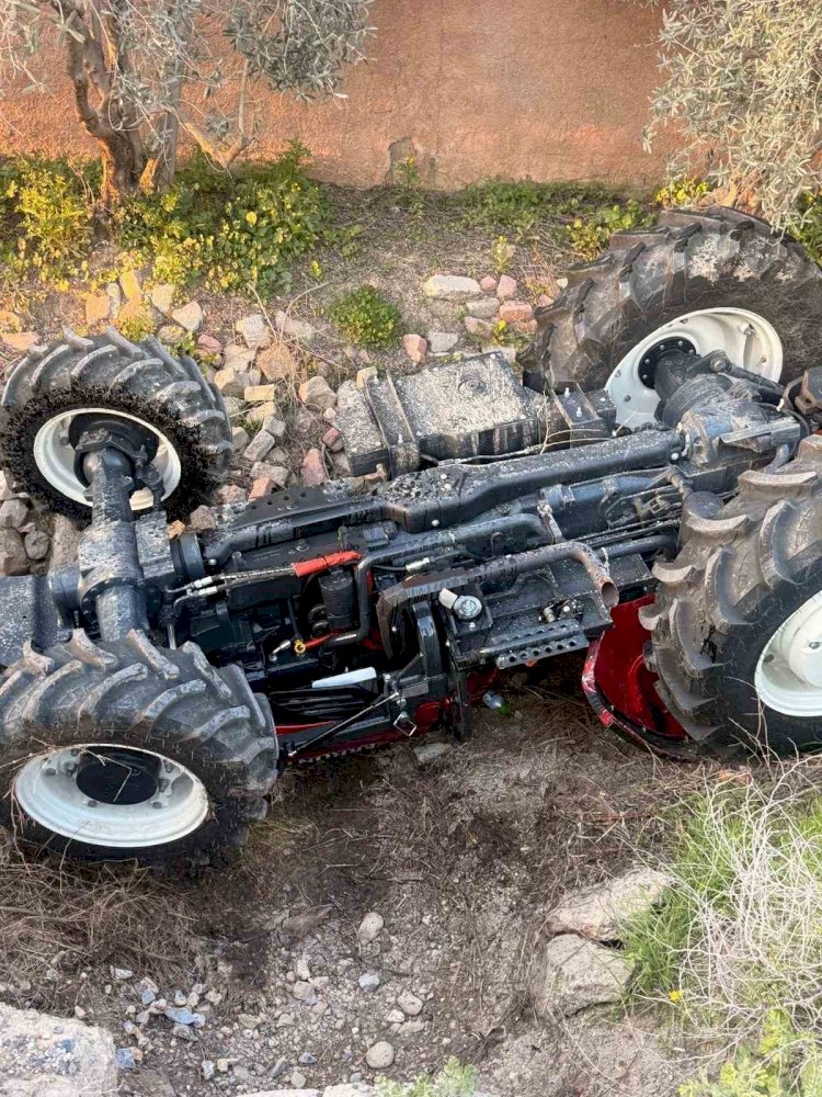 Mersin'de traktör devrildi: 1 ölü