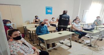 Mersin’de ‘En İyi Narkotik Polisi Anne’ projesi eğitimleri sürüyor