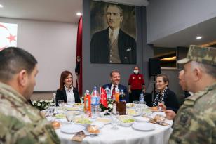 Başkan Seçer, Şehit Aileleri ve Gazilerle Yemekte Buluştu