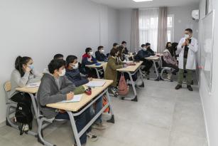 Mersin Büyükşehir’in Eğitim Yatırımları Velileri Memnun Ediyor